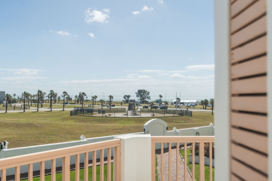 3 Bedroom Property for Sale in Summerstrand Eastern Cape